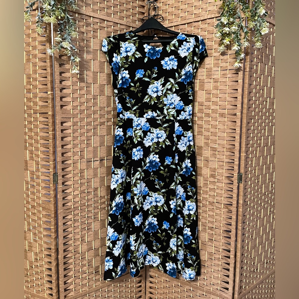 NWOT Banana Republic Midi Dress